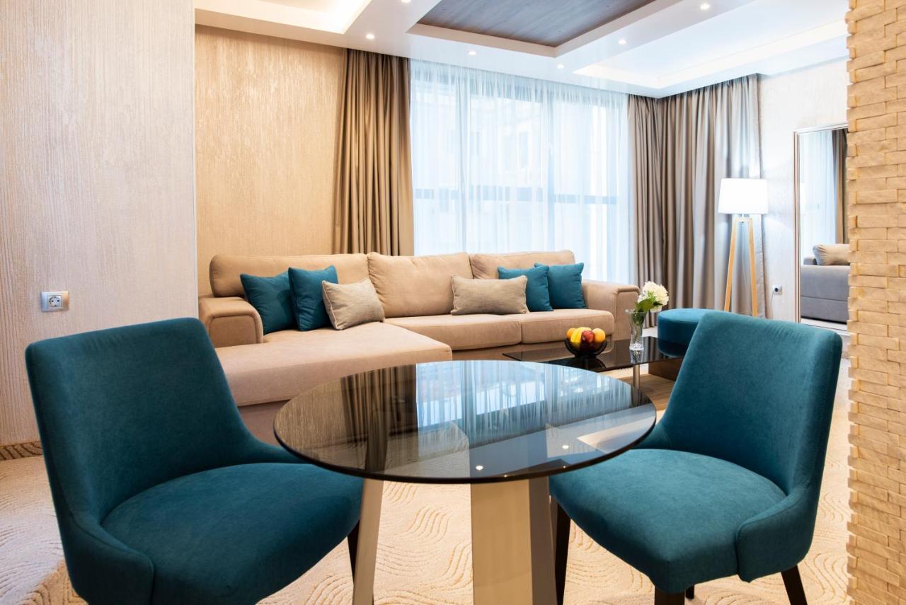 שומן Family Hotel Business Club מראה חיצוני תמונה