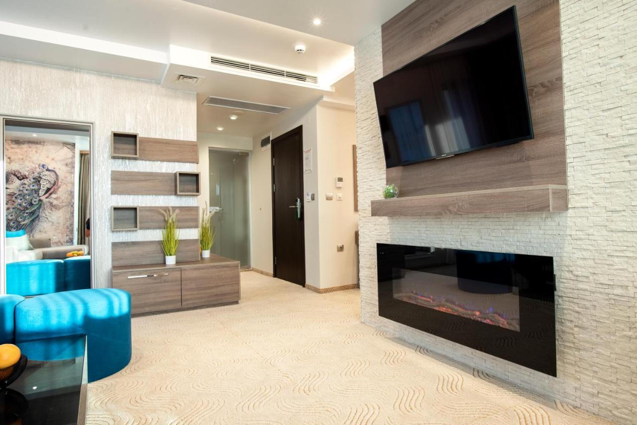 שומן Family Hotel Business Club מראה חיצוני תמונה